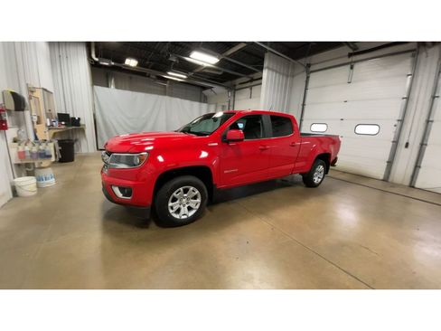 Used 2019 Chevrolet Colorado LT w/ Safety Package AWD/4WD image 4