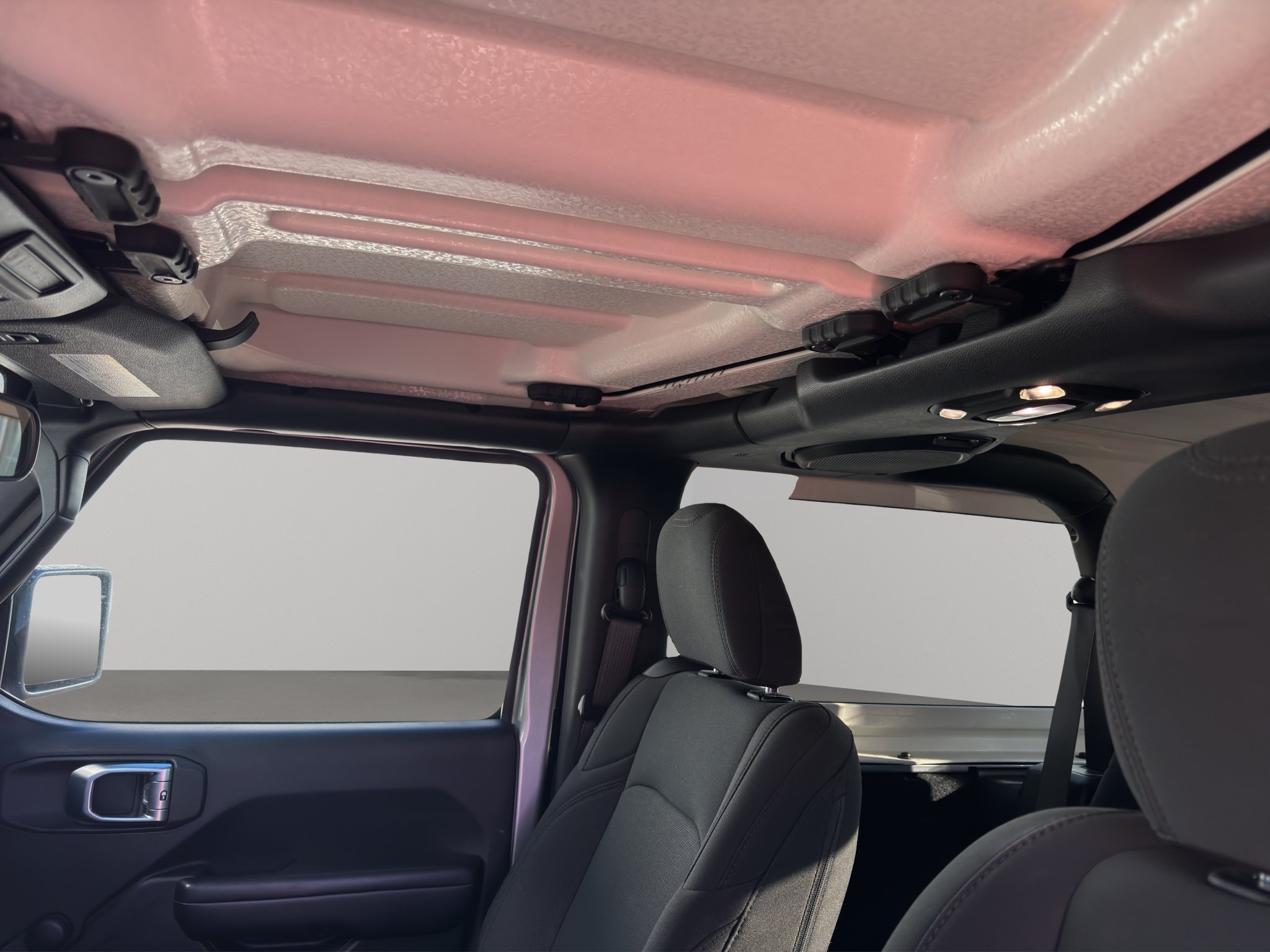 Used 2019 Jeep Wrangler Sport AWD/4WD image 4