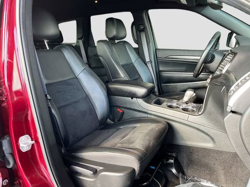 Used 2022 Jeep Grand Cherokee Laredo X image 27