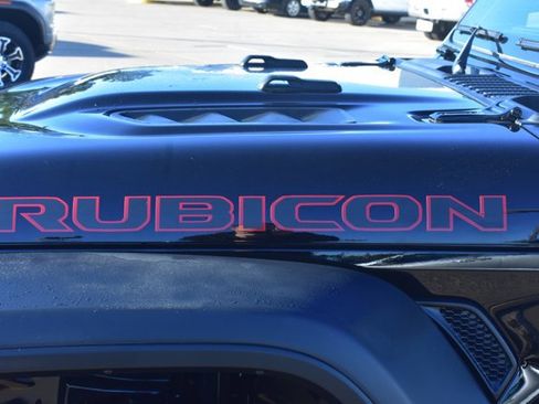 Used 2023 Jeep Gladiator Rubicon w/ LED Lighting Group image 11