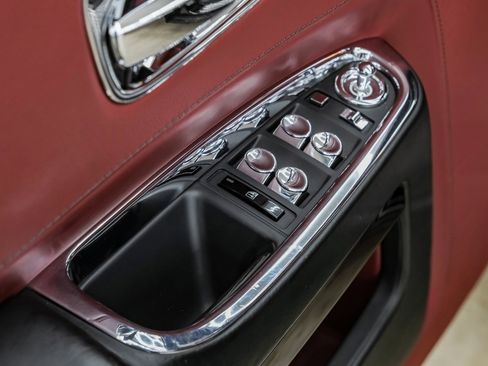 Used 2014 Rolls-Royce Ghost image 61