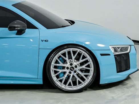 Used 2017 Audi R8 V10 image 15