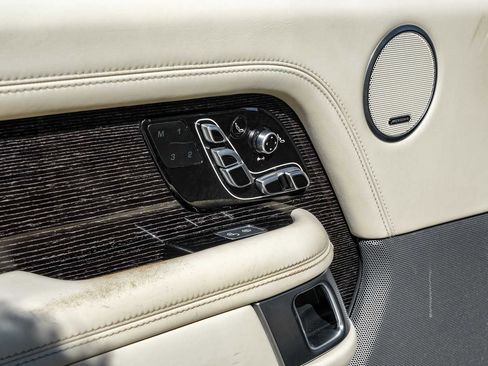 Used 2020 Land Rover Range Rover Long Wheelbase Autobiography image 42