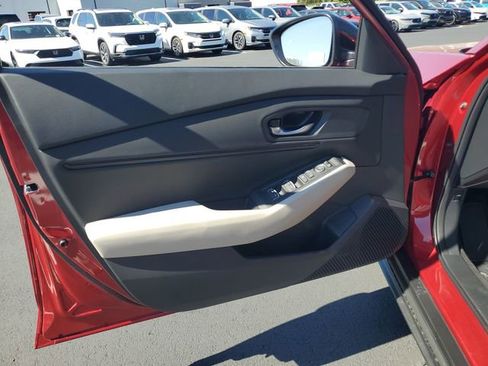 New 2025 Honda Accord SE image 38