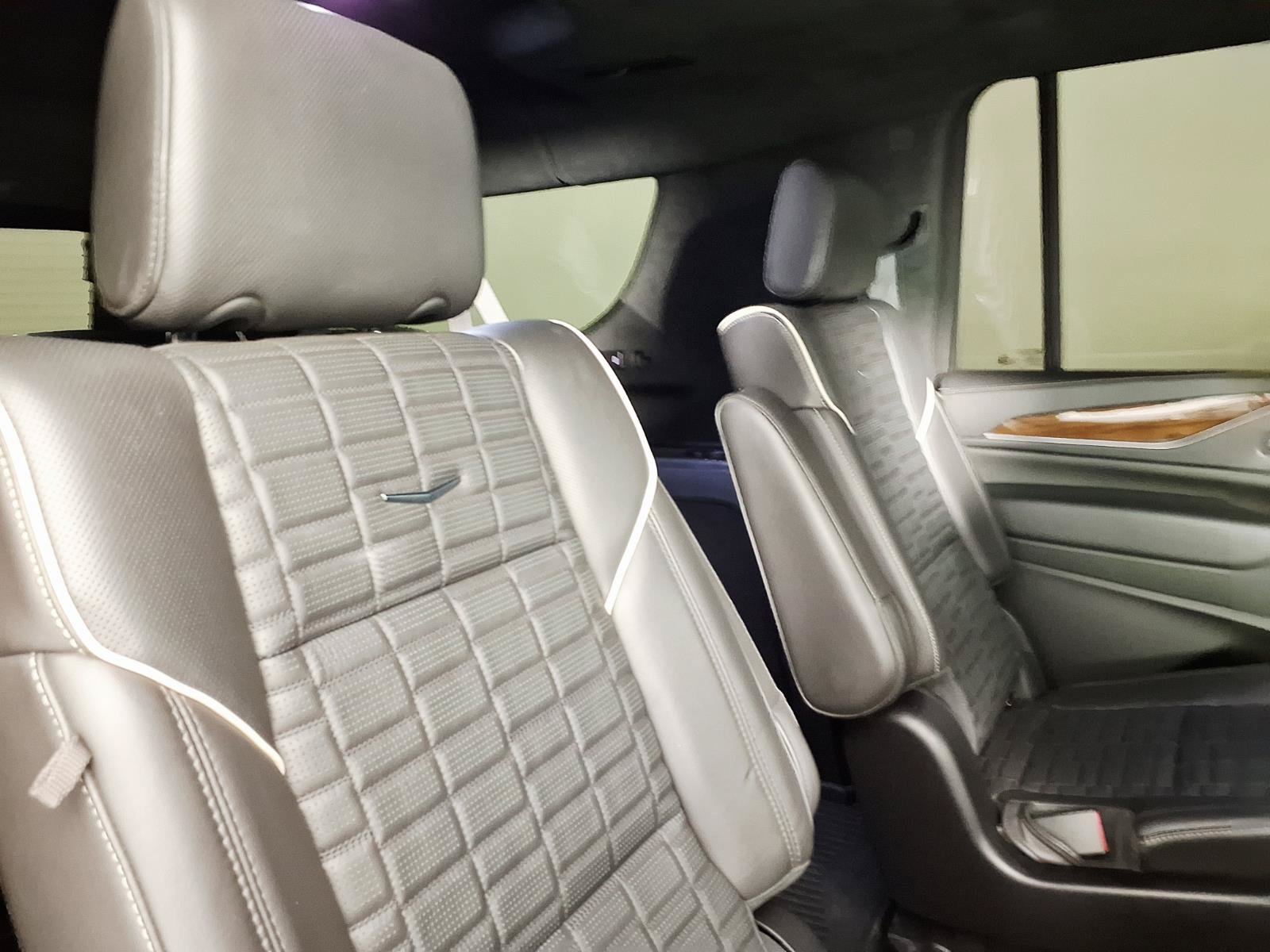 Certified 2023 Cadillac Escalade ESV Sport Platinum w/ LPO, ONYX Package AWD/4WD image 13