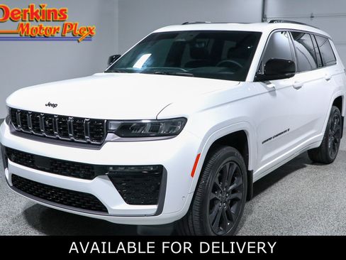 Used 2026 Jeep Grand Cherokee L Limited AWD/4WD image 1