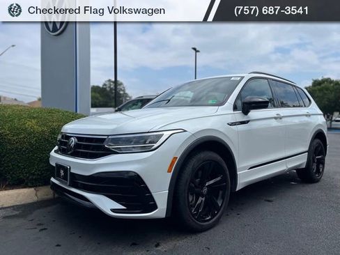 Used 2023 Volkswagen Tiguan SE R-Line FWD image 1