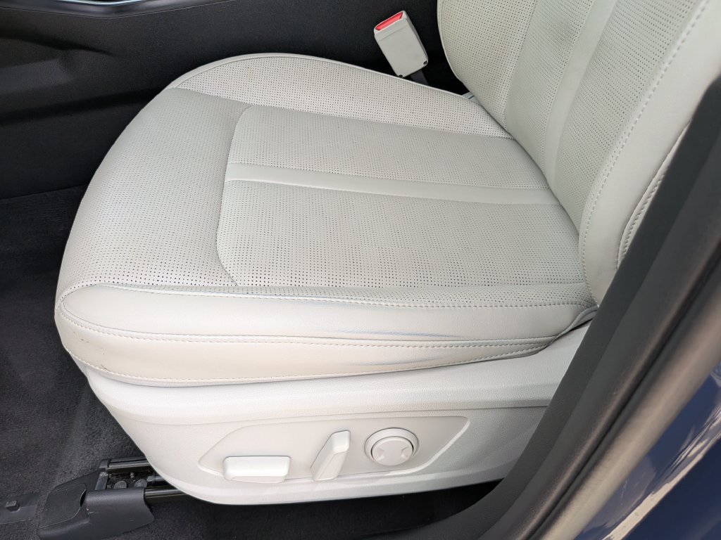 Certified 2025 Kia Sorento EX FWD image 21