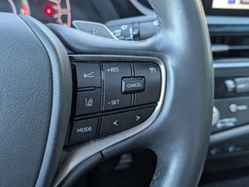 Used 2023 Lexus ES 350 w/ Premium Package image 23