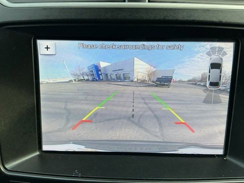 Used 2019 Ford Explorer XLT w/ Equipment Group 202A image 24