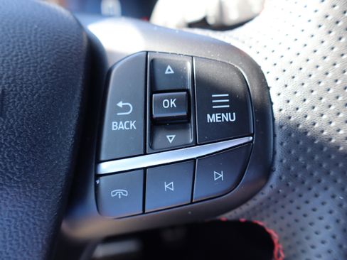 Used 2023 Ford Escape ST-Line Elite w/ Premium Technology Package image 17