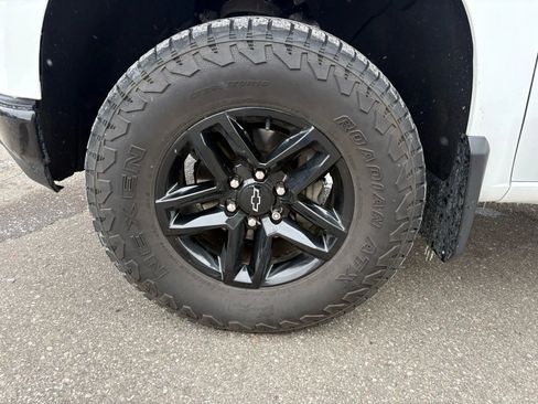 Used 2020 Chevrolet Silverado 1500 LT Trail Boss w/ Convenience Package image 10