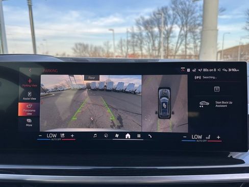 Used 2024 BMW X7 M60i w/ Executive Package image 22