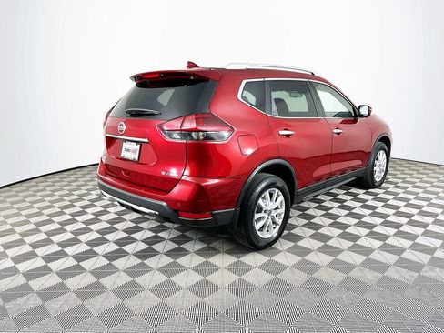 Used 2019 Nissan Rogue SV image 11