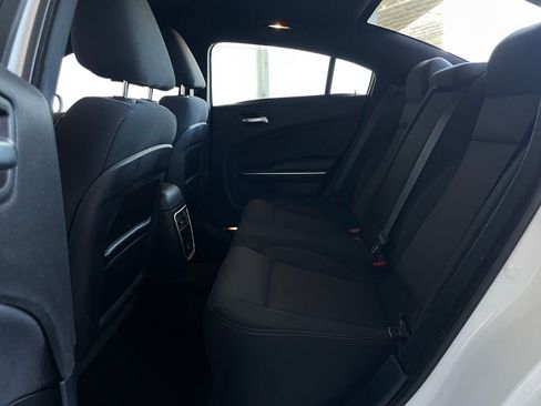 Used 2016 Dodge Charger SE w/ Popular Equipment Group image 13