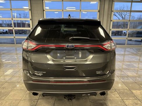 Used 2017 Ford Edge SEL image 4