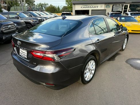 Used 2024 Toyota Camry LE AWD/4WD image 9