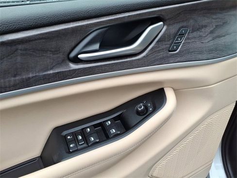 Used 2023 Jeep Grand Cherokee L Limited w/ Trailer Tow Group (B) image 18