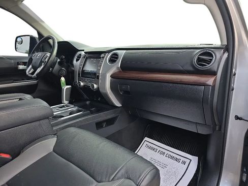 Used 2019 Toyota Tundra Limited w/ Limited Premium Package AWD/4WD image 18