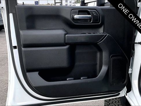 Used 2020 Chevrolet Silverado 2500 Custom w/ Custom Value Package image 20