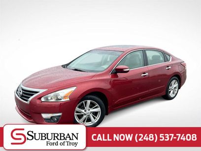 Used 2014 Nissan Altima 2.5 SL w/ Moonroof Package
