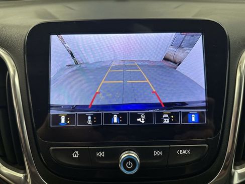 Used 2022 Chevrolet Equinox Premier image 26