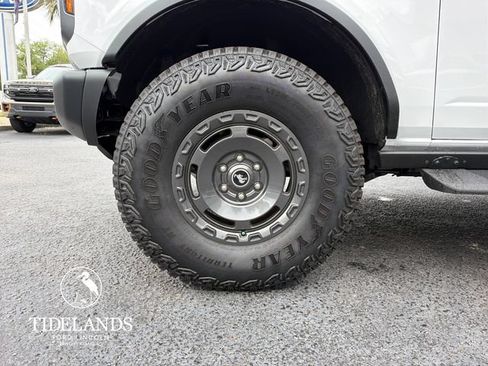 New 2025 Ford Bronco Badlands AWD/4WD image 30