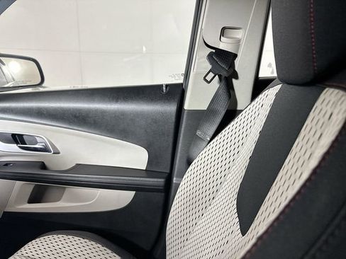 Used 2010 Chevrolet Equinox LS image 20