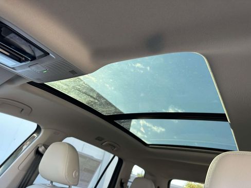 New 2026 Volkswagen Atlas SEL image 16