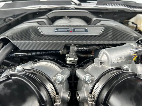 Used 2025 Ford Mustang GT Premium RWD image 30