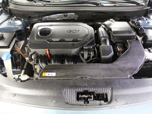 Used 2015 Hyundai Sonata Limited w/ Option Group 06 FWD image 34