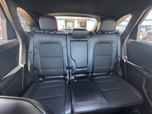 Certified 2023 Ford Escape ST-Line w/ Tech Pack #1 AWD/4WD image 16