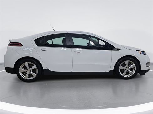 Used 2012 Chevrolet Volt image 2
