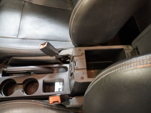 Used 2015 Jeep Compass 4WD image 24