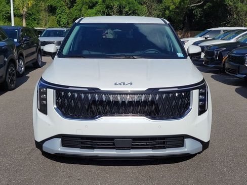 New 2026 Kia Carnival FWD image 2
