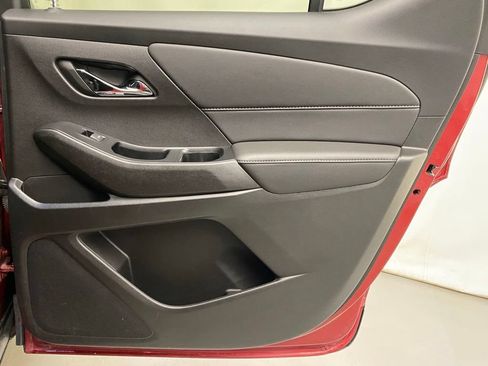 Used 2023 Chevrolet Traverse LT w/ LPO, Floor Liner Package AWD/4WD image 13