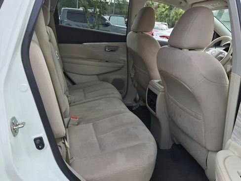 Used 2017 Nissan Murano S w/ Navigation Package image 16