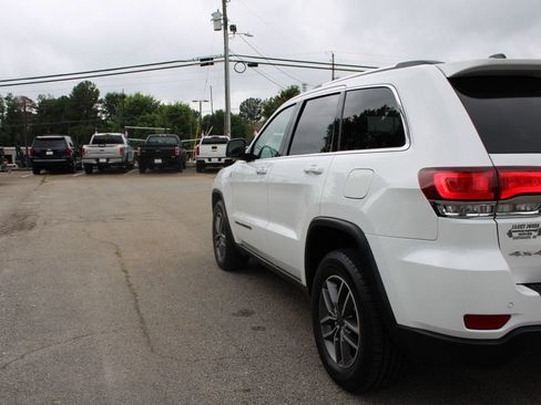 Used 2020 Jeep Grand Cherokee Laredo w/ Quick Order Package 2BN North AWD/4WD image 32