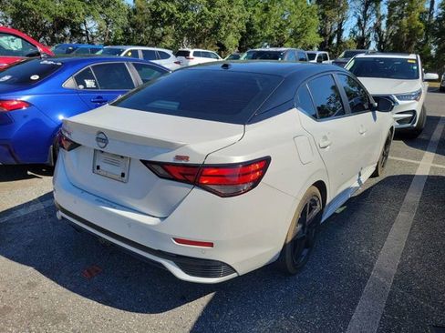 Used 2024 Nissan Sentra SR w/ Trunk Package FWD image 4