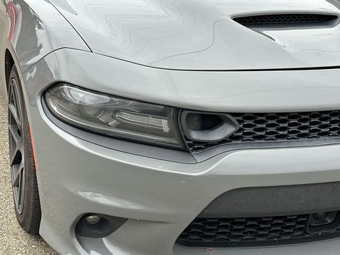 Used 2019 Dodge Charger Scat Pack w/ Technology Group image 8