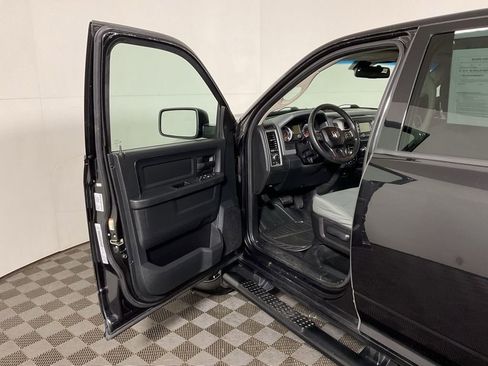 Used 2016 RAM 1500 Tradesman AWD/4WD image 13