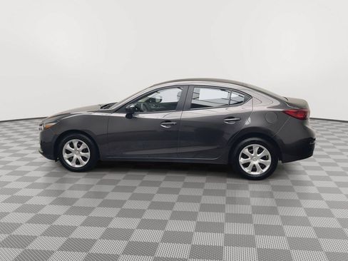 Used 2017 MAZDA MAZDA3 Sport FWD image 29
