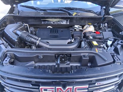 Used 2022 GMC Acadia SLT w/ Elevation Edition FWD image 27