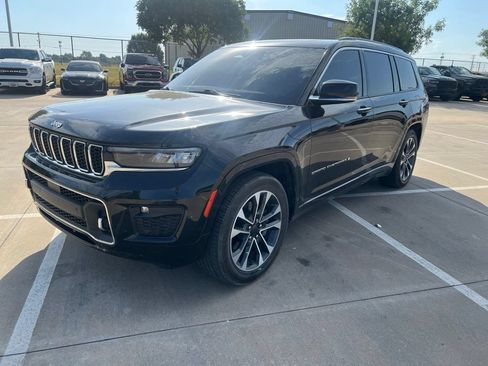 Used 2022 Jeep Grand Cherokee L Overland AWD/4WD image 2