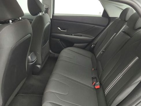 Used 2021 Hyundai Elantra SEL w/ Convenience + Premium Package FWD image 20