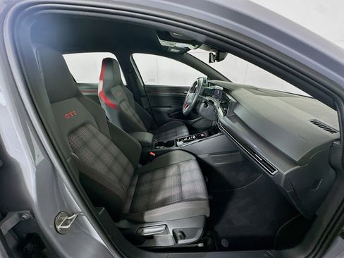 Used 2024 Volkswagen GTI S image 31