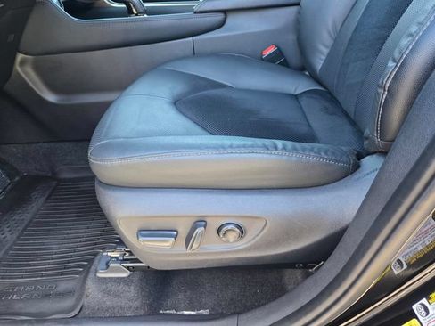 Certified 2025 Toyota Grand Highlander AWD Hybrid image 21