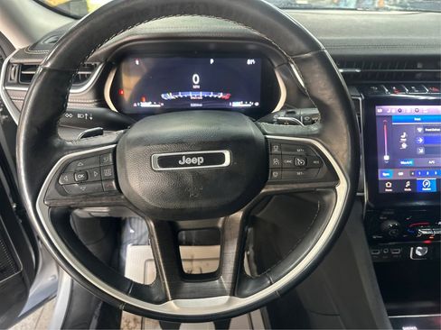 Used 2022 Jeep Grand Cherokee L Limited AWD/4WD image 27