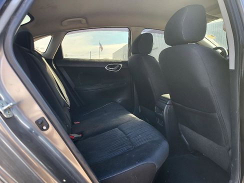 Used 2016 Nissan Sentra SV image 11