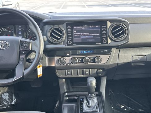 Used 2023 Toyota Tacoma TRD Off-Road image 29